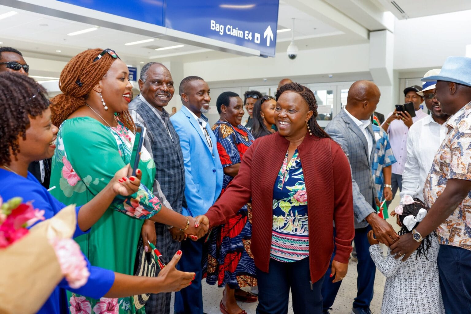 AIRPORT DRAMA RIGATHI GACHAGUA SUPPORTERS FLOOD JKIA AHEAD OF HIS ARRIVAL RIGATHI GACHAGUA